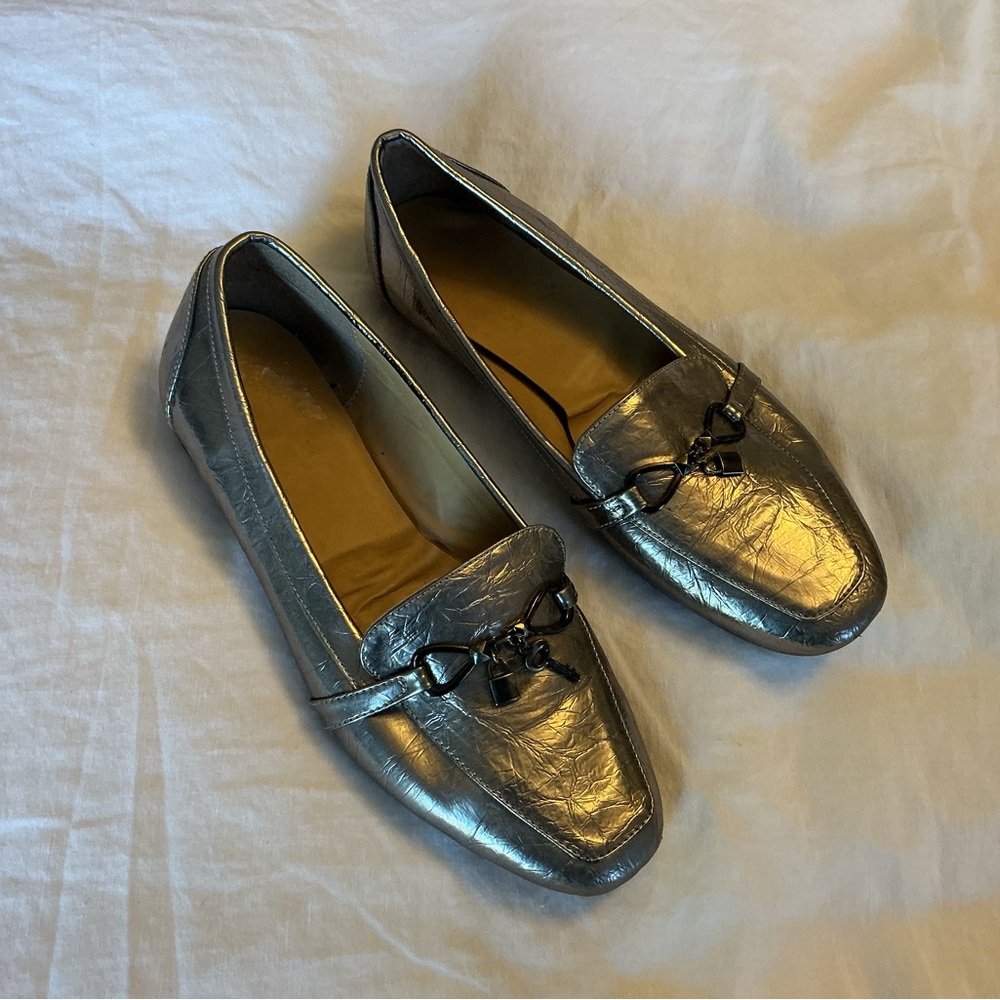 Tod’s vintage silver loafers size 40